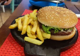 Fast food in Albania